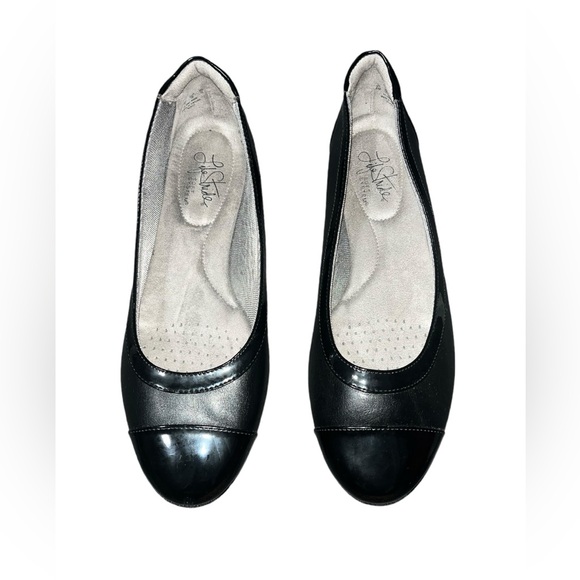 Life Stride Soho Flats Size 8 M - Picture 1 of 5